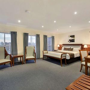 Best Western Plus Buckingham International